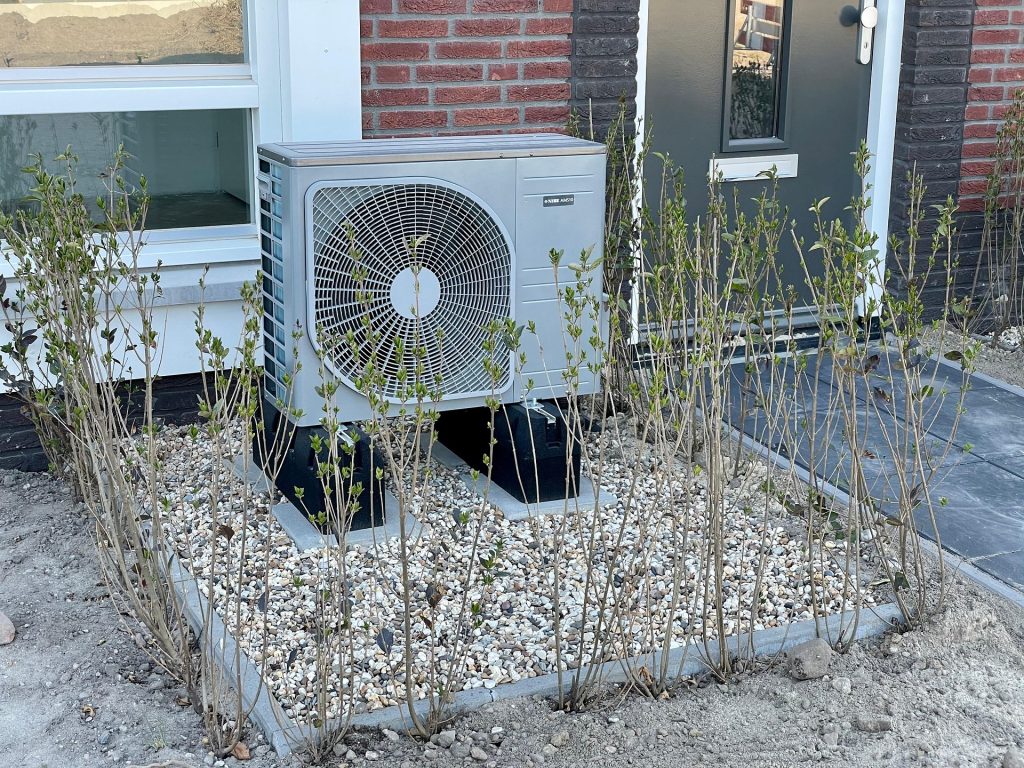 Pompe à chaleur air/eau non réversible : fonctionnement et solutions pour la rénovation